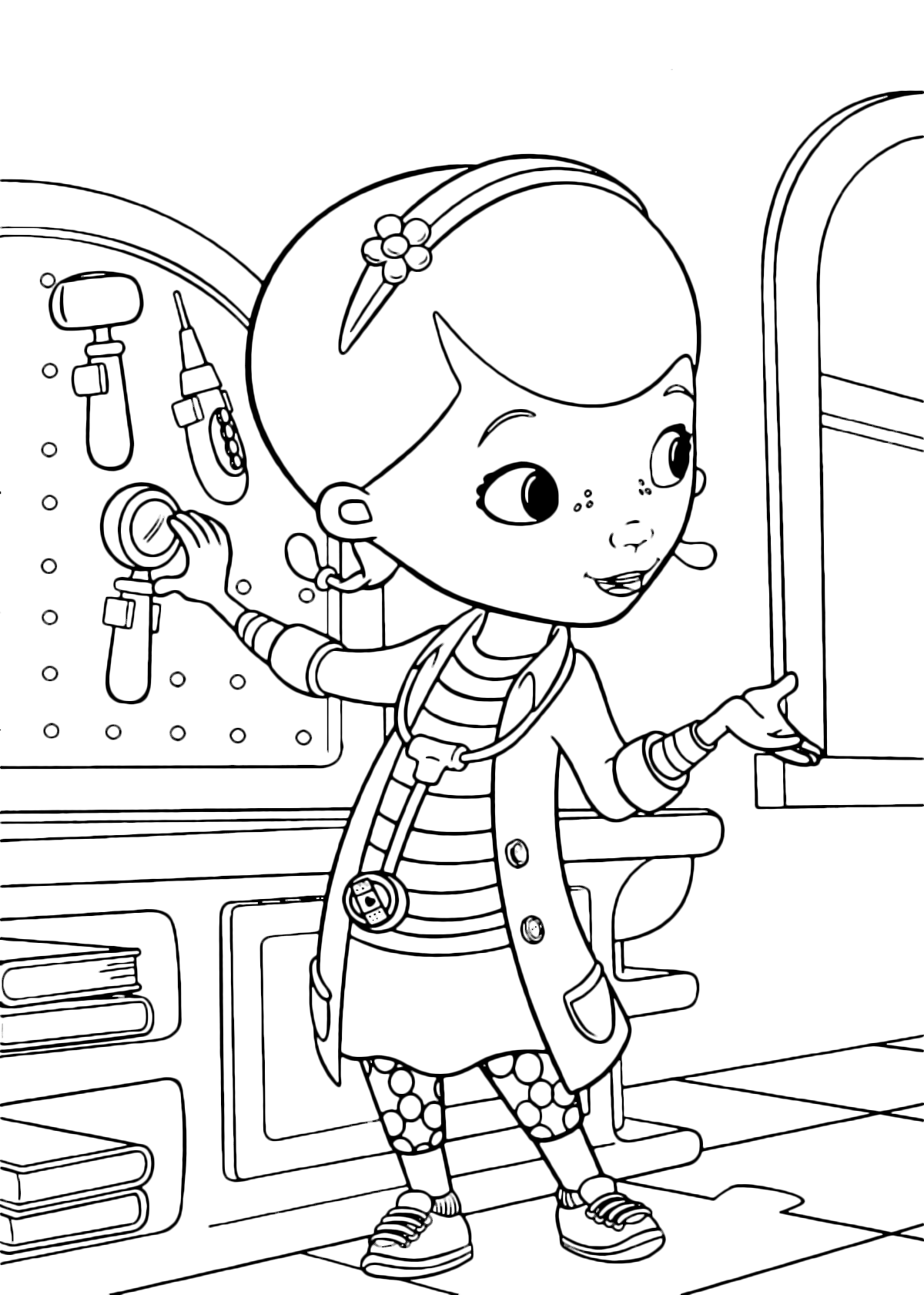 Doc McStuffins - Dottie Doc McStuffins is taking the otoscope.